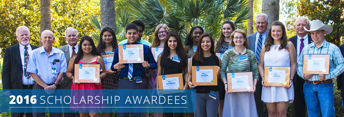 2016 Scholarship Awardees Group Picture